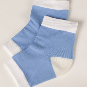  STRUTZ® Shock Absorbing Compression Gel Socks absorb the shock to feet and legs caused by walking and running. Take the pressure off your feet especially your heels.   Helps rejuvenate achy, tired feet.  Moisturize dry, cracked heels too! 